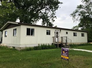 407 N Broadway St, Groton, SD 57445