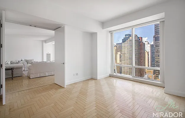 Rented by Mirador Real Estate | media 51