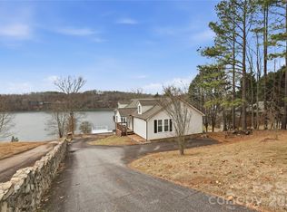105 Mountain Aire Dr, Stony Point, NC 28678