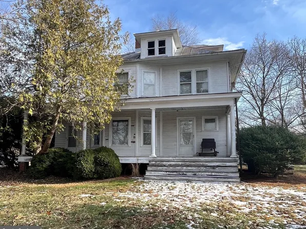 21921 Dickerson Rd, Dickerson, MD 20842