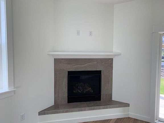 4th image of 1017 Cassandra Ln Unit B