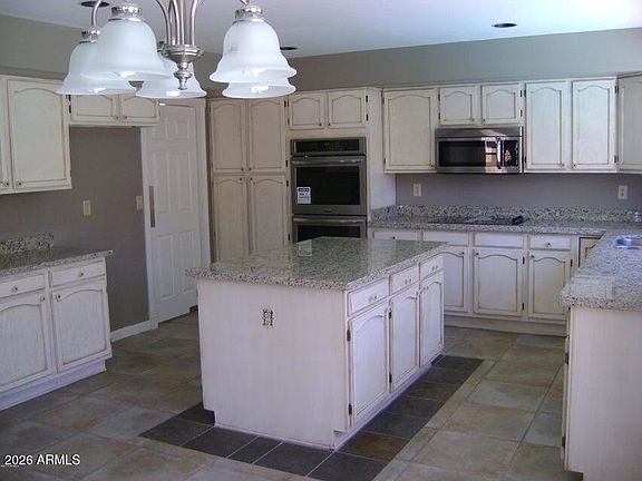 4th image of 1217 E Lighthouse Ct