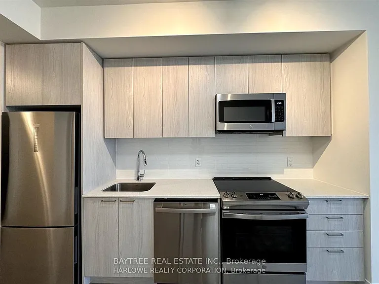 185 Deerfield Rd #605 — Photo 4