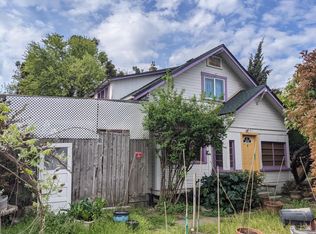 408 Edwards St, Medford, OR 97501