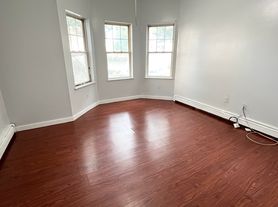 401 Myrtle Ave, Bridgeport, CT