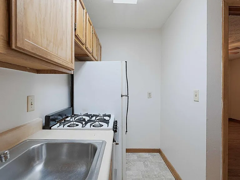 1340 Otoe St — Photo 8