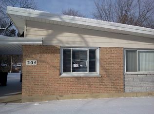 304 Sioux St, Park Forest, IL 60466