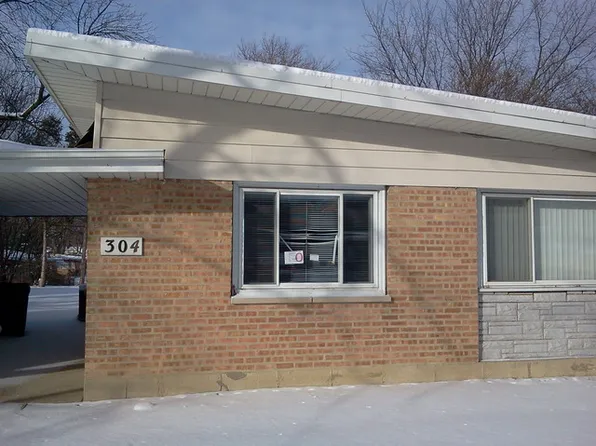 304 Sioux St, Park Forest, IL 60466