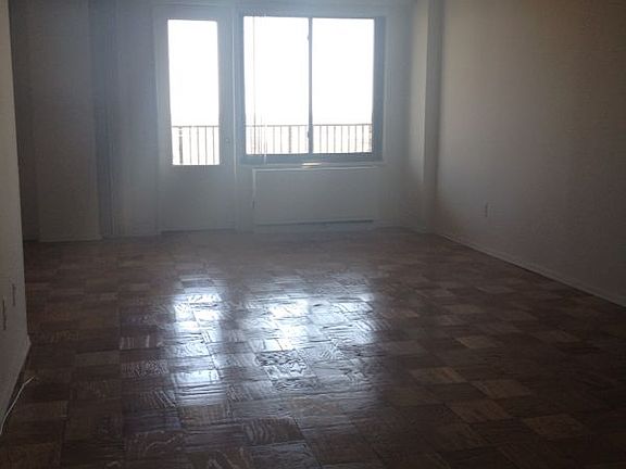 3rd image of 2350 Ocean Ave Ste 7