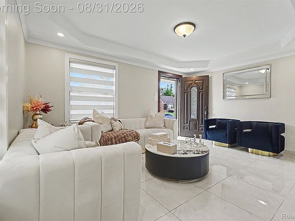 3rd image of 546 Nightingale St