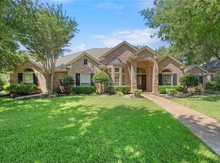 339 Elm Grove Cir, Mcgregor, TX 76657