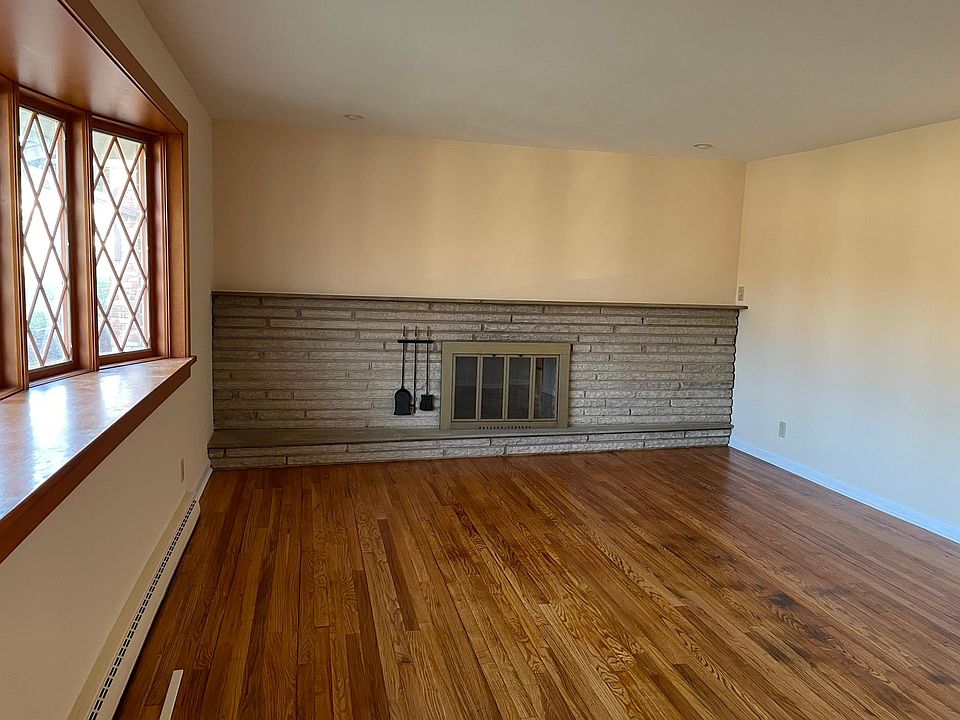 1st image of 2576 N Kathwood Cir