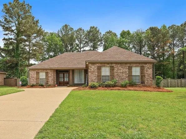 103 Richmond Way, Canton, MS 39046