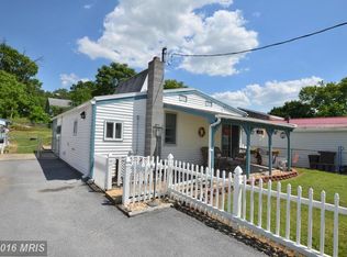 1128 Kuhn Ave, Hagerstown, MD 21740