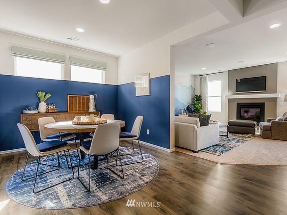 4th image of 2723 Cassius Street NE #152