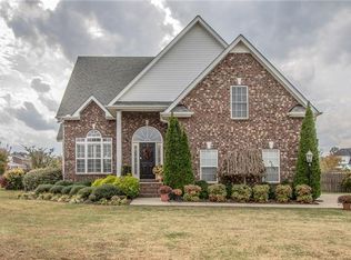 2105 Salem Woods Dr, Rockvale, TN 37153