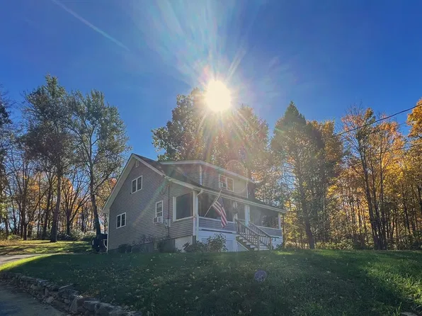 11 Amity Road, Warwick, NY 10990
