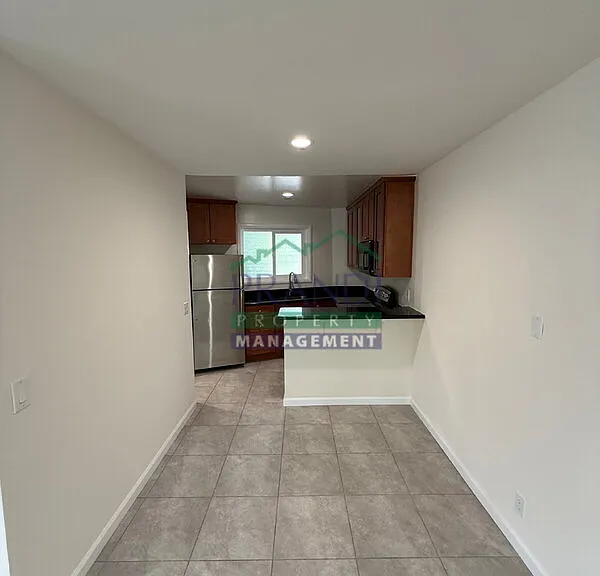 1208 Sir Francis Drake Blvd #6 — Photo 3