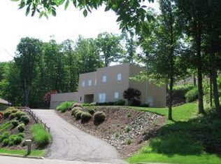 3370 Laurie Brook Dr, Binghamton, NY 13903