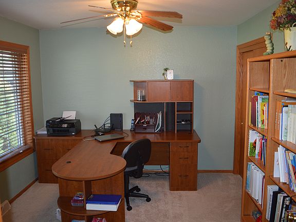 5th image of 9051 S York Ct