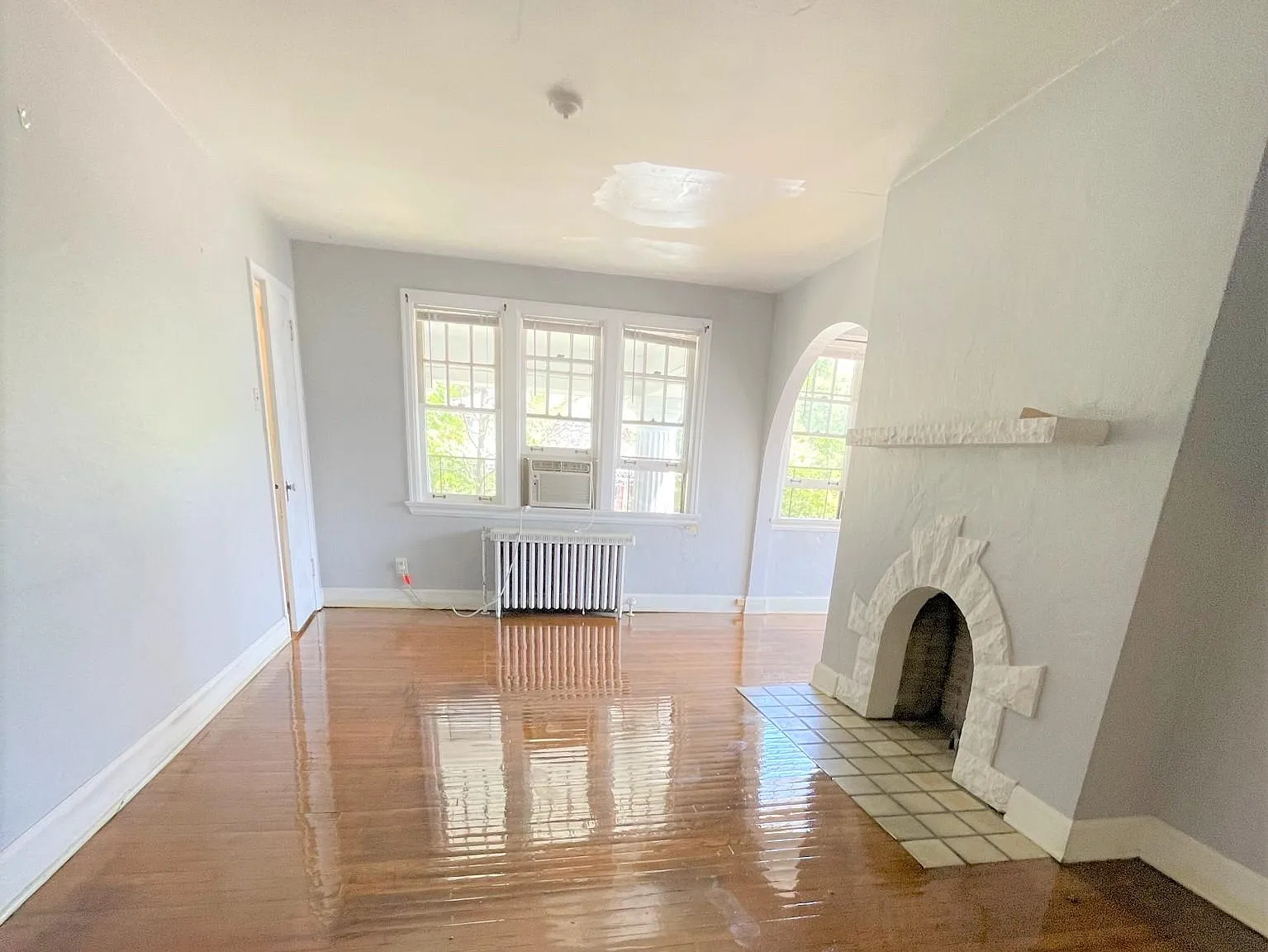 1 bed, 660 sqft, $1,415 — Photo 2