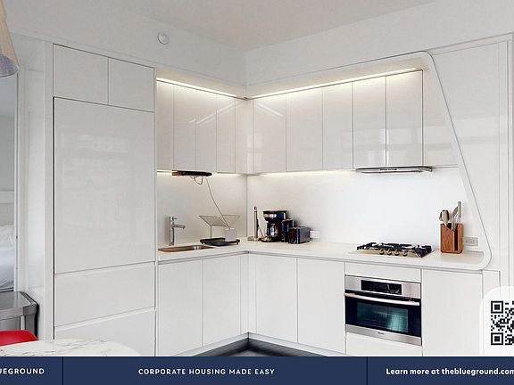 5th image of 123 Washington St APT 28G