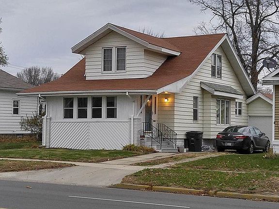 2nd image of 1512 W Lexington Ave