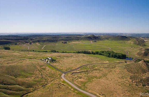 3rd image of 7 Indian Creek Lane