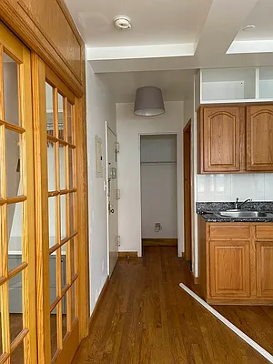 Rented by Evergreen Realty & Investments | media 2