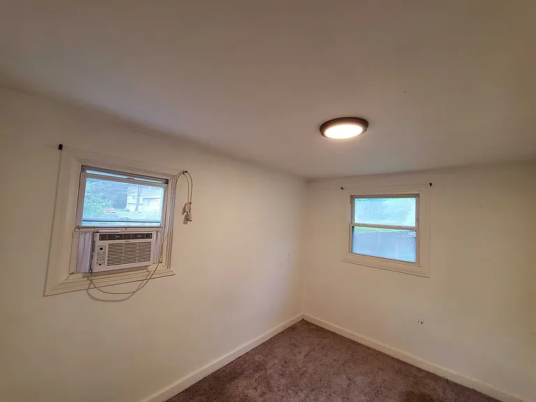 4205 Albany St — Photo 4