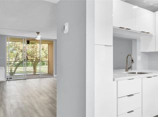 9460 Tangerine Pl APT 202, Davie, FL 33324