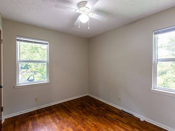 4th image of 801 S 6th St