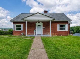 1932 Parkview Pl, Aliquippa, PA