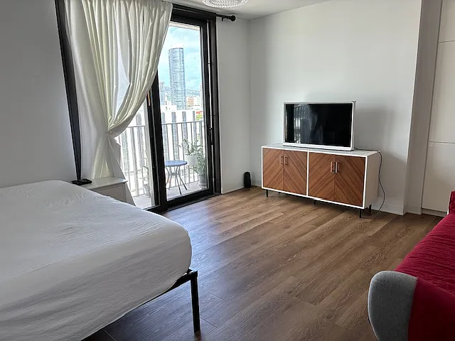 987 Queen St #1116 — Photo 3