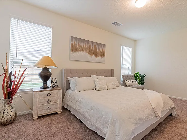 2114 Damasi Ln — Photo 23