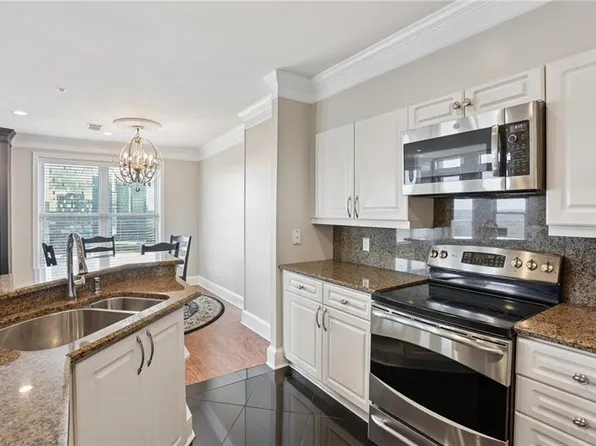 3334 Peachtree Rd NE APT 1109, Atlanta, GA 30326