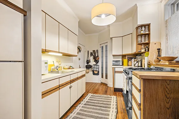 Rented by Corcoran | media 2