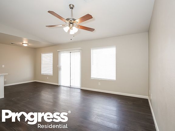 4th image of 3206 Honeysuckle Ave