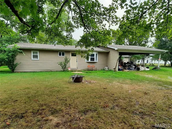 57 E West Rd, Sullivan, MO 63080