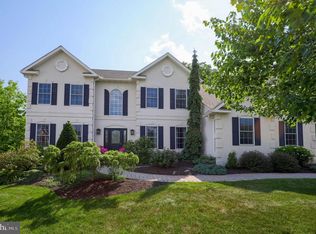 57 N Carolina Ave, Sinking Spring, PA 19608