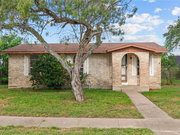 1011 Northcliff Dr, Portland, TX 78374