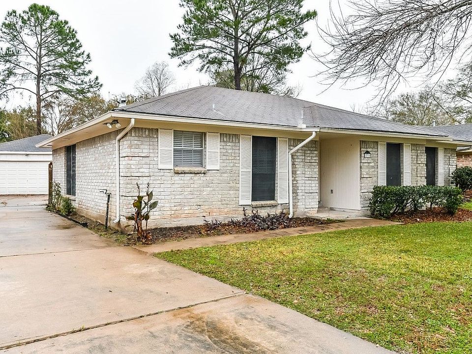1st image of 22318 Smokey Hill Dr