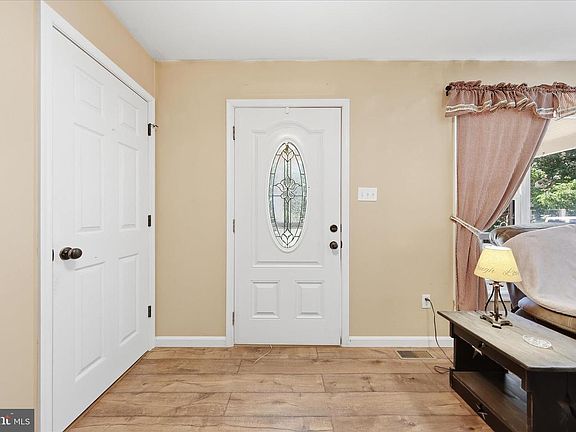 2nd image of 279 Garland Rd
