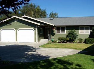 414 Dennison Ln, Nooksack, WA 98276