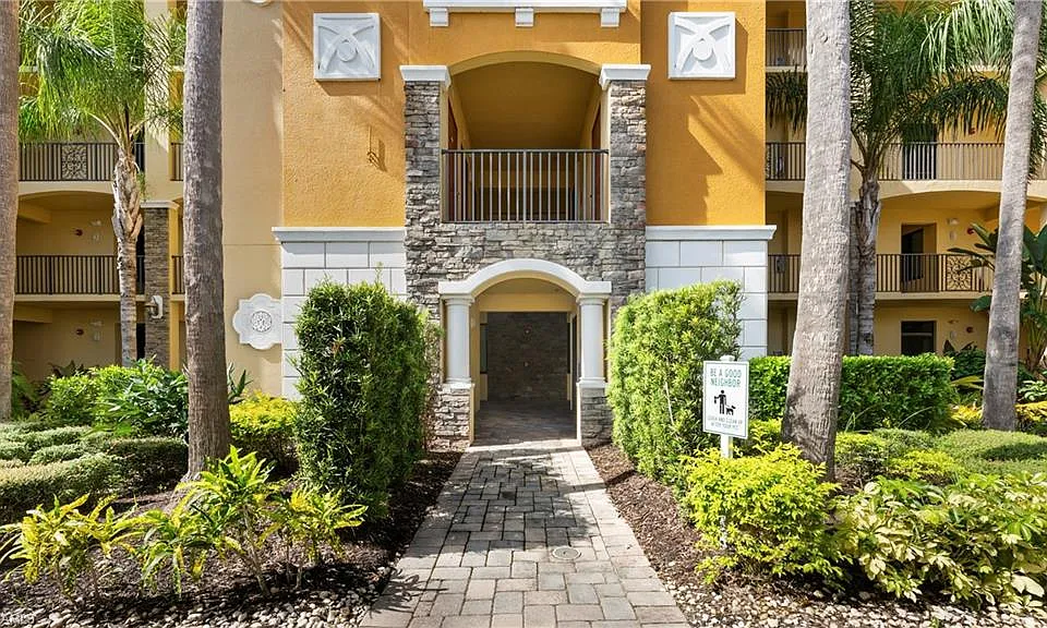 9727 Acqua Ct #444