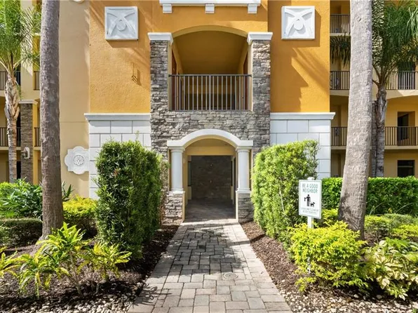 9727 Acqua Ct, Naples, FL