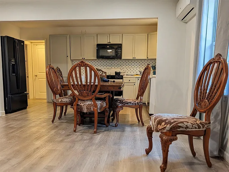 10801 W Lakeview Dr — Photo 8