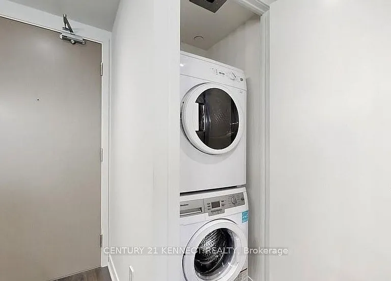 88 Harbour St #5703 — Photo 1