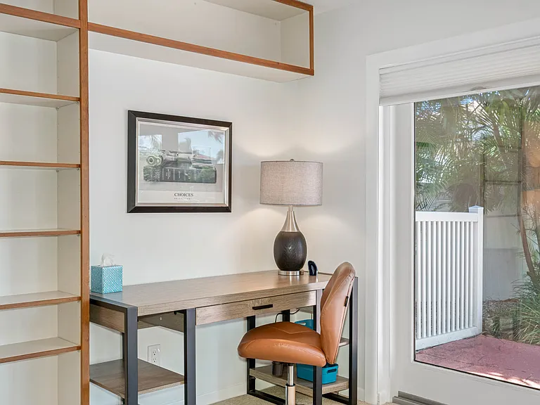 487 Island Way — Photo 44