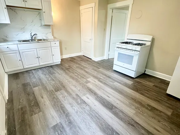 7321 Somerset St, Pittsburgh, PA 15235